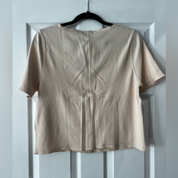 Ribbed V-Neck Cardigan Top - Picture 2 of 2